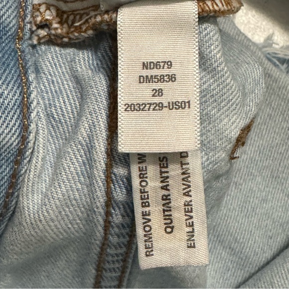 Madewell Relaxed Denim Shorts Lemar Wash Ripped Edition Size 28 - Picture 12 of 16